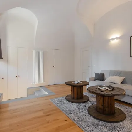 San Martino Modern & Elegant Flat