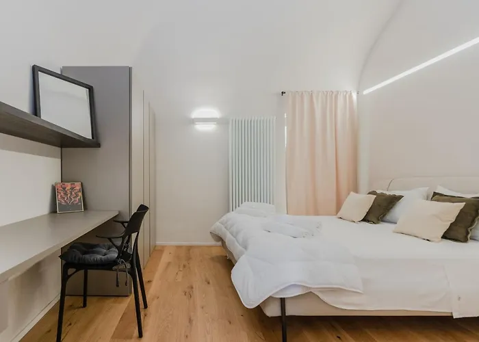 Apartment Guesthost - Centro Modern & Elegant