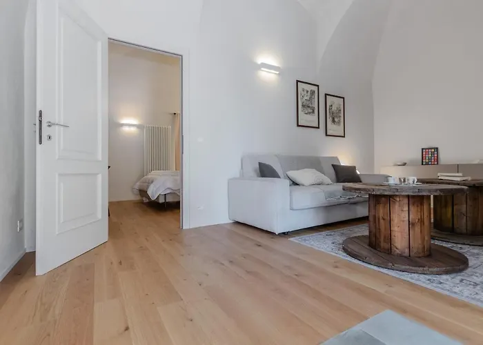 Apartment Guesthost - Centro Modern & Elegant